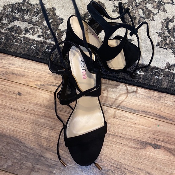 Just Fab black heel sandals with ankle straps - Picture 6 of 7